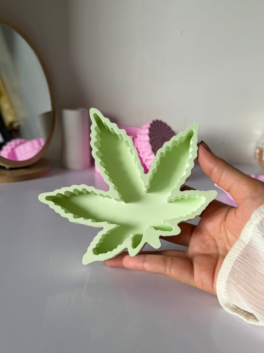 Herb Ash Tray